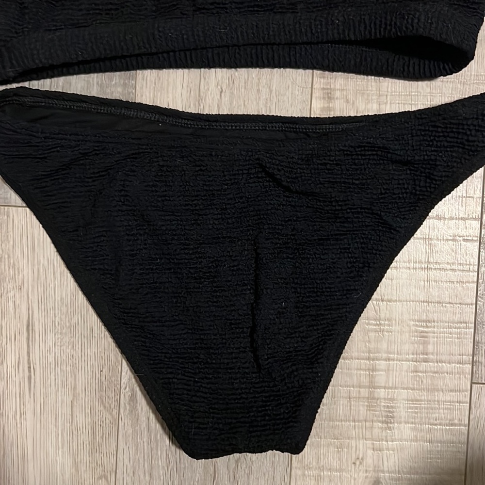 Leith Bikini - Picture 10 of 12